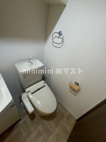 クリスタルグランツ北堀江のトイレ