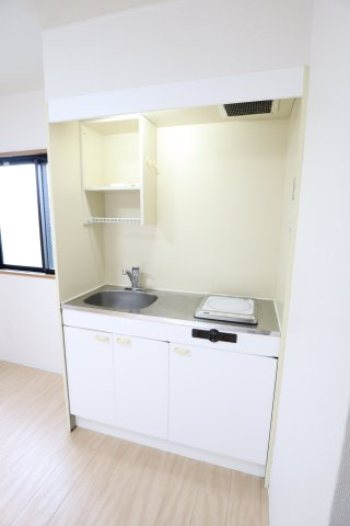 大阪市都島区都島北通１丁目の賃貸マンションのキッチン