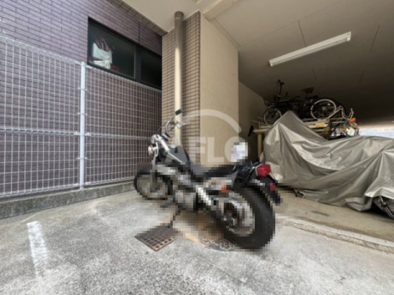 ラファイン江坂のその他|ラファイン江坂　　バイク置き場