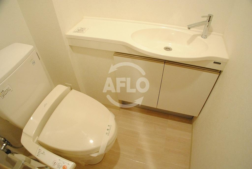 アーデンタワー新町　堀江小学校区のトイレ|アーデンタワー新町　温水洗浄便座