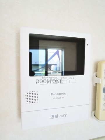 ウィスタリアのセキュリティ|モニター付きインターホンです。