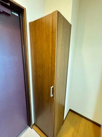 アンプルール　フェール　ドゥ　イズミの玄関