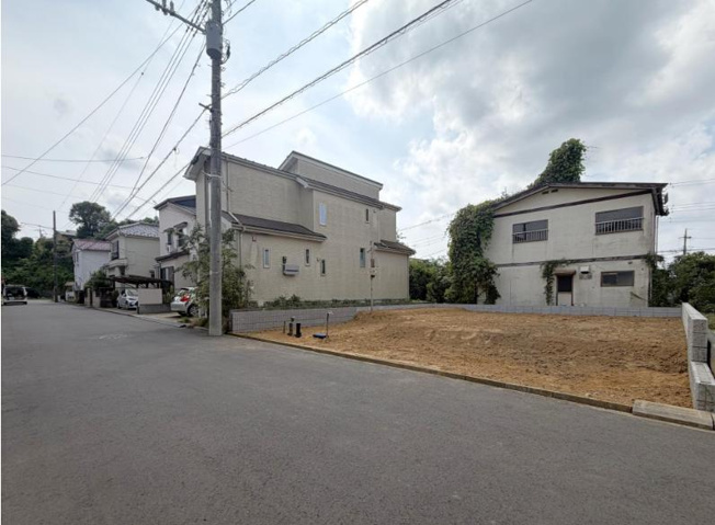 【前面道路含む現地写真】 | 牛久市南7丁目18期　新築戸建