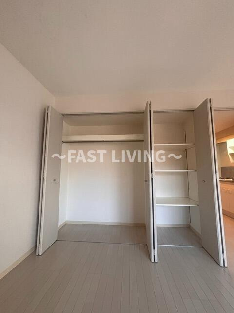 ロレットの小路の収納