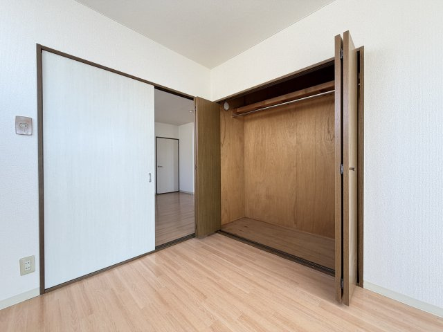 SKエクシード照ヶ丘の収納