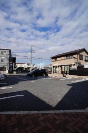 フォーリーフ・クローバーの駐車場