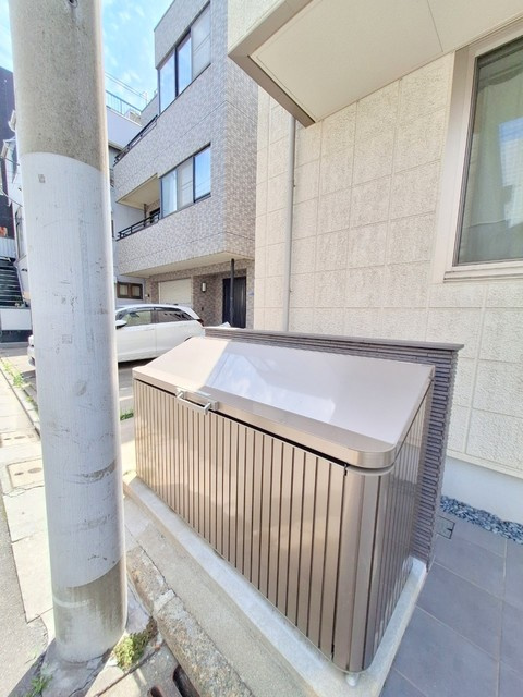 江東区亀戸３丁目の賃貸マンションのその他共用部分|★ゴミストッカー★
