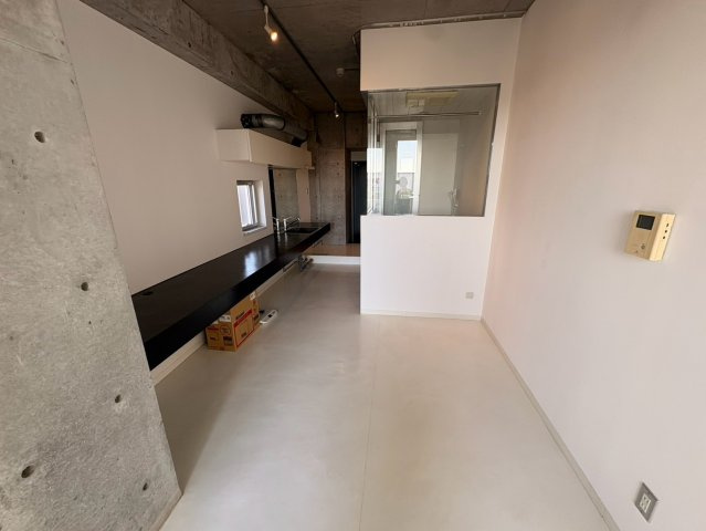 Y's GARDENの洋室