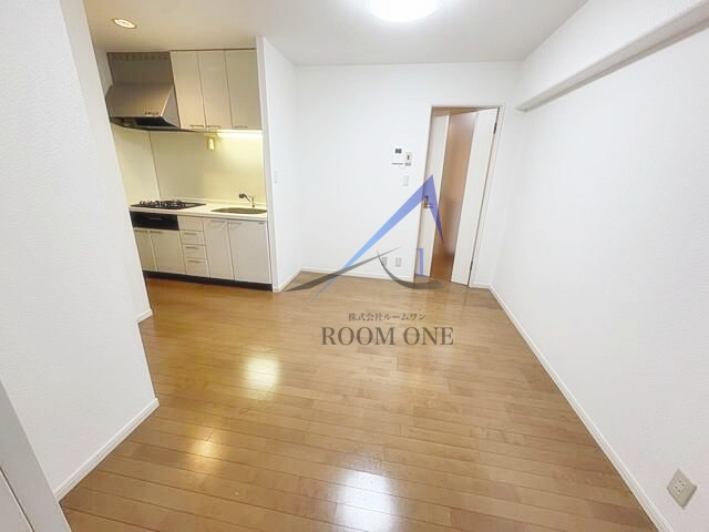 メガロン大井町の居間・リビング|洋室のお部屋です。