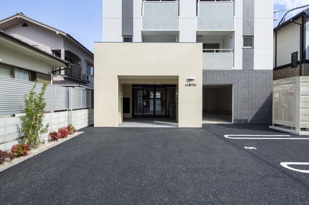 LIBTH西新Ⅲ　高取小学校区のエントランス|LIBTH西新