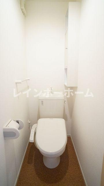 プルメリアのトイレ|清潔感のあるトイレです
