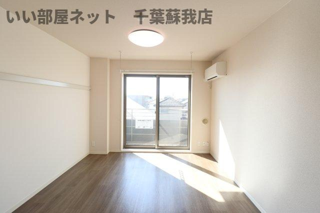 ラネージュⅡの居間・リビング|ゆったり過ごせる居間です