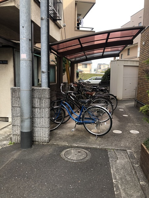 シェルベール壱番館のその他共用部分|自転車置き場になります。