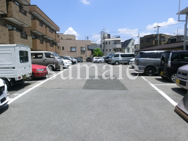 シェルベール壱番館の駐車場|敷地内駐車場（要確認）