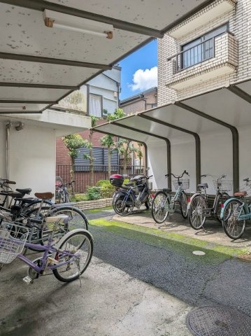 【その他共用部分】 | エリントンヒル国府台 | 自転車置き場です