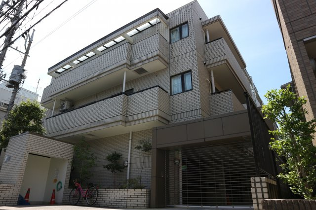 【外観】 | エリントンヒル国府台 | 綺麗な外観の建物です。