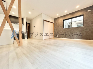 【居間・リビング】 | 垂水区西舞子3丁目戸建 | ダウンライトも新設されきれいになりました♪