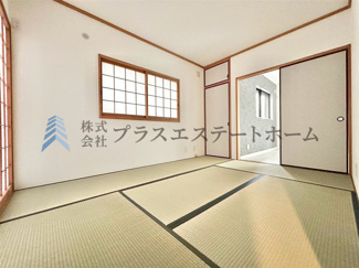 【和室】 | 垂水区西舞子3丁目戸建 | リビング横の和室♪突然のお客様が来られても安心ですね♪