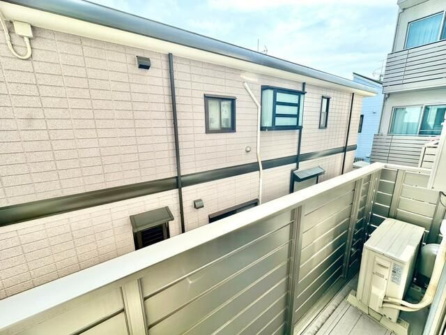 えんぷらす滝野川のバルコニー