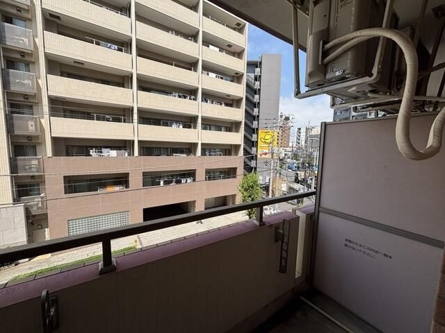 Belleviage Omuraiのバルコニー