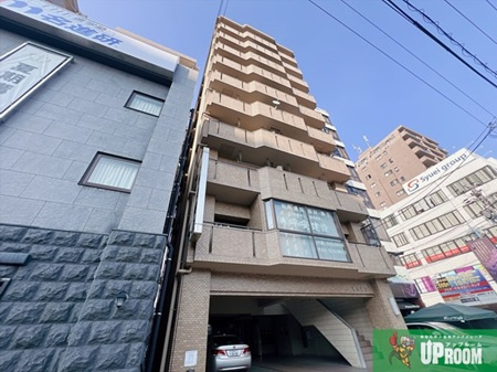 平安ビルの外観