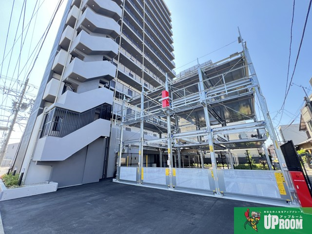 S-RESIDENCE志賀本通の駐車場
