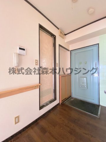 【内装】 | 　森岡ハイツ | 内装は落ち着いています
