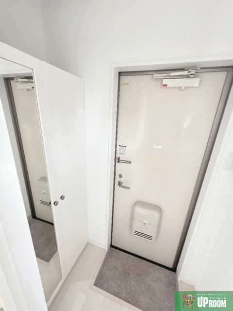 MaisonFar黒川の玄関