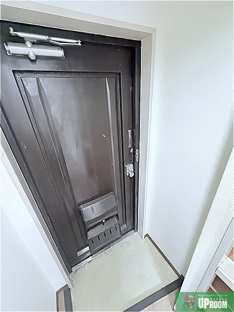 サンピボット橋本の玄関