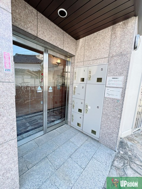 セントレイクセレブ大曽根のエントランス