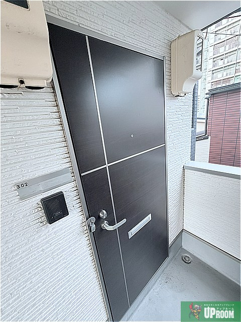 FERIO平安通の玄関