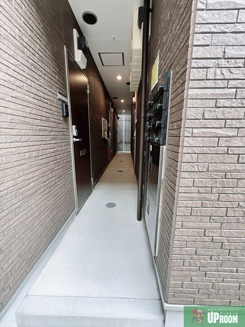 Arbre志賀本通のエントランス