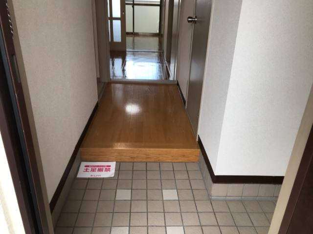 エスポワール名城の玄関|廊下