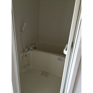 ジュネス上飯田の浴室