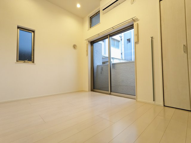 ハーモニーテラス大杉町Ⅲの展望|コンパクトで使いやすい洋室です