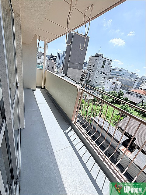 今枝ビルのバルコニー