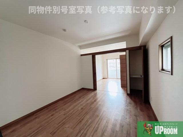 プラージュ大曽根の居間・リビング
