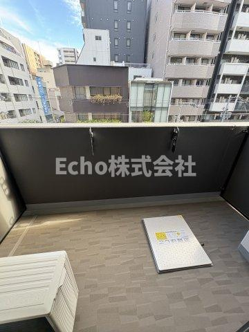 コンフォリア・リヴ博労町一丁目Qのバルコニー
