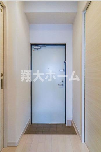 リテラス町屋の玄関