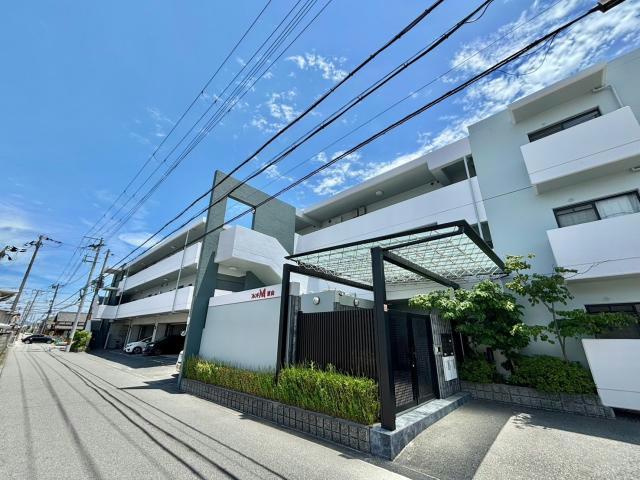フレンドM東山の外観