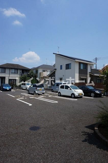 ココ　ジョンヌの駐車場|駐車スペースもあります