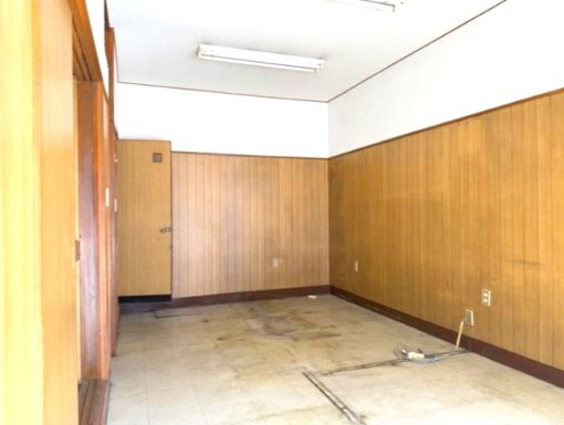 十三東２丁目店舗の内装
