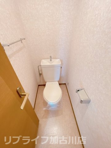 アミティやまとのトイレ|同物件別号室