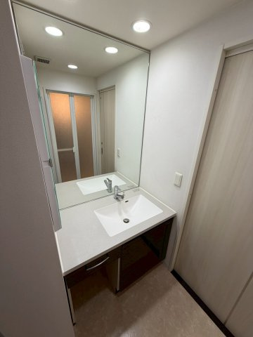 LaSante梅田の洗面所