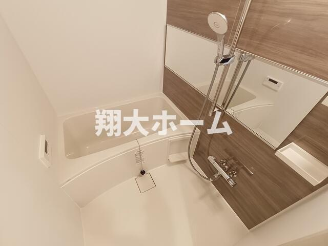 ＤＥＣＯＲ　ＧＲＡＮＤＥ　ＡＳＡＫＵＳＡの浴室