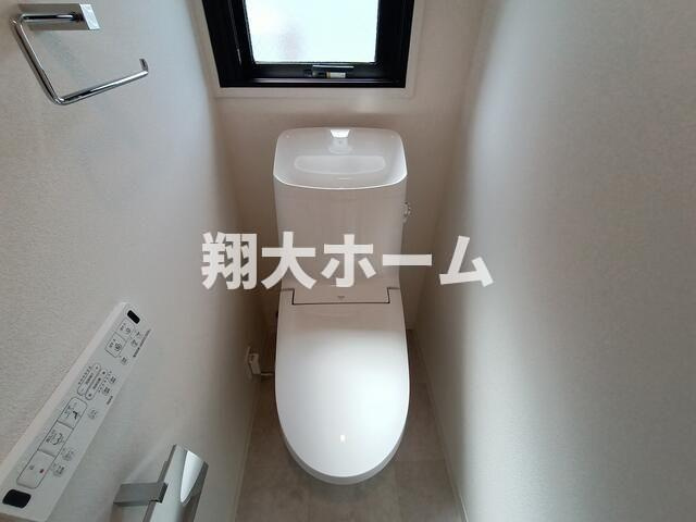 ＤＥＣＯＲ　ＧＲＡＮＤＥ　ＡＳＡＫＵＳＡのトイレ