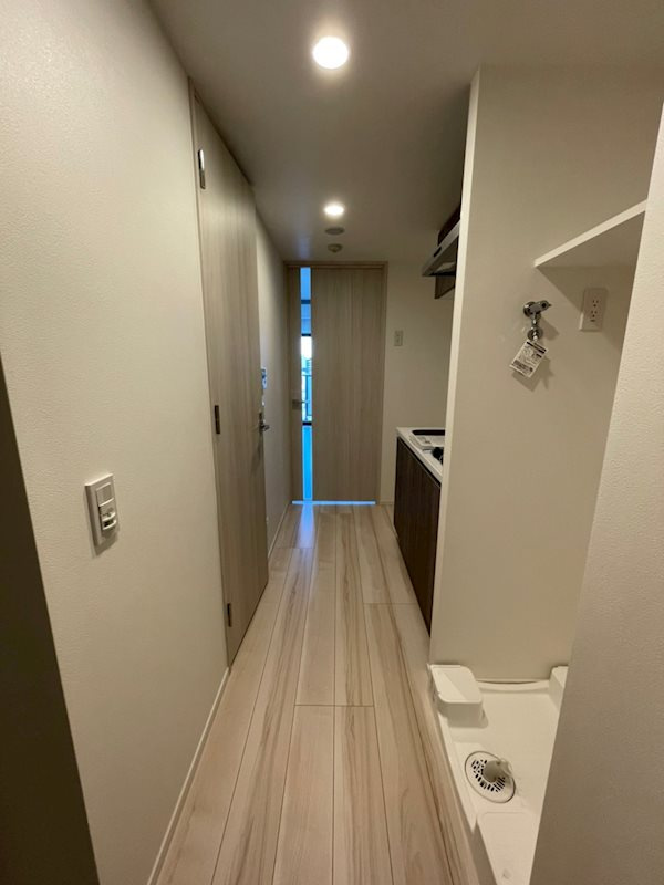 メイクス浅草イーストの玄関