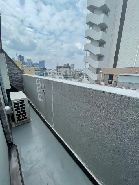 スカイコート新宿第10のバルコニー