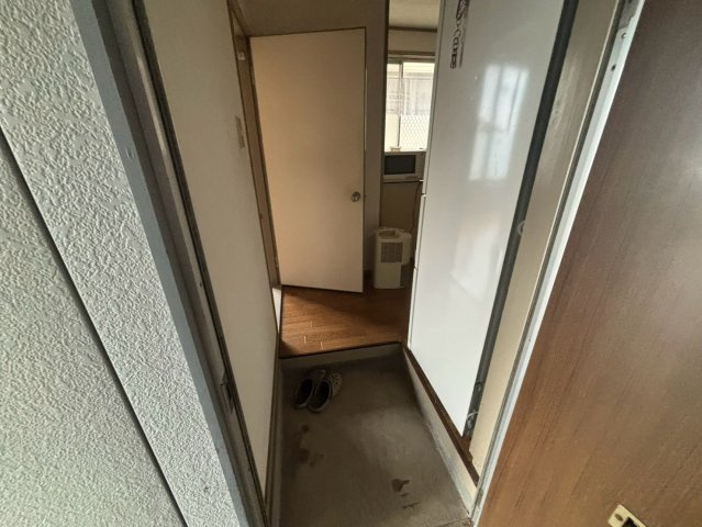 岩手県盛岡市　1棟アパートの玄関