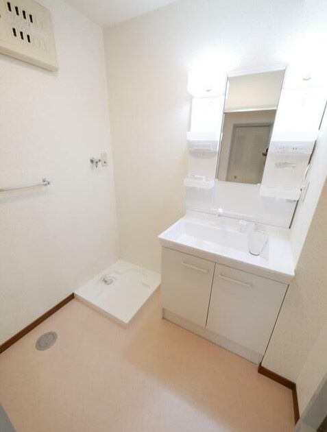 トラスティ竹内の洗面所|忙しい朝には欠かせない洗面所です